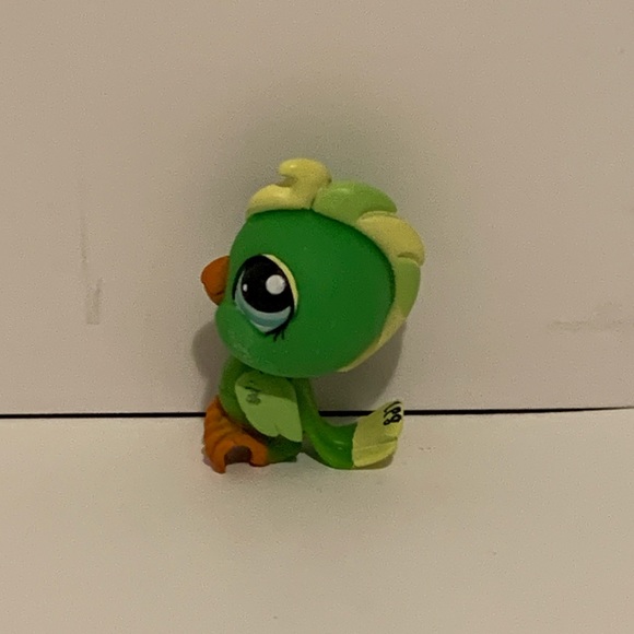 🦜 4/$25 LPS LITTLEST PET SHOP #1369 GREEN COCKATOO BIRD 🦜 - Picture 2 of 5